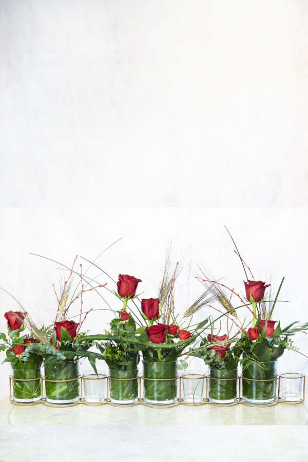 Rosas Sant Jordi. En VENTURA Floristas encontrarás las rosas más frescas y de calidad.